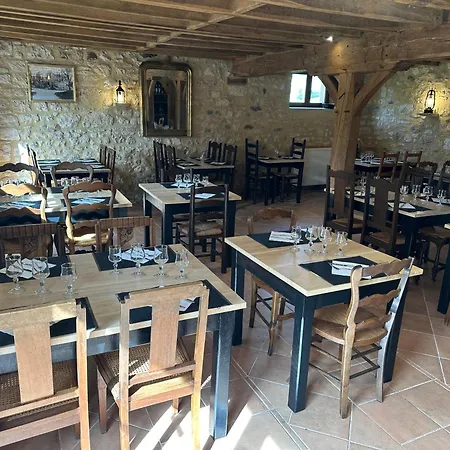 La Ferme De Maraval Panzió 3*