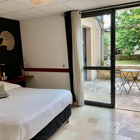 La Ferme De Maraval Bed & Breakfast 3*