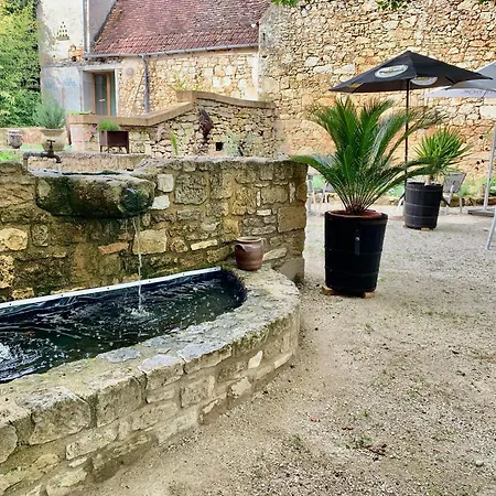 Bed & Breakfast La Ferme De Maraval 3*