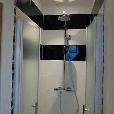 Bed & Breakfast La Ferme De Maraval 3*