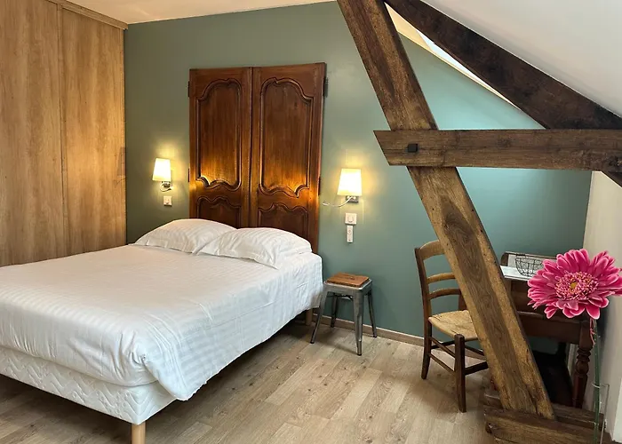 La Ferme De Maraval 3*